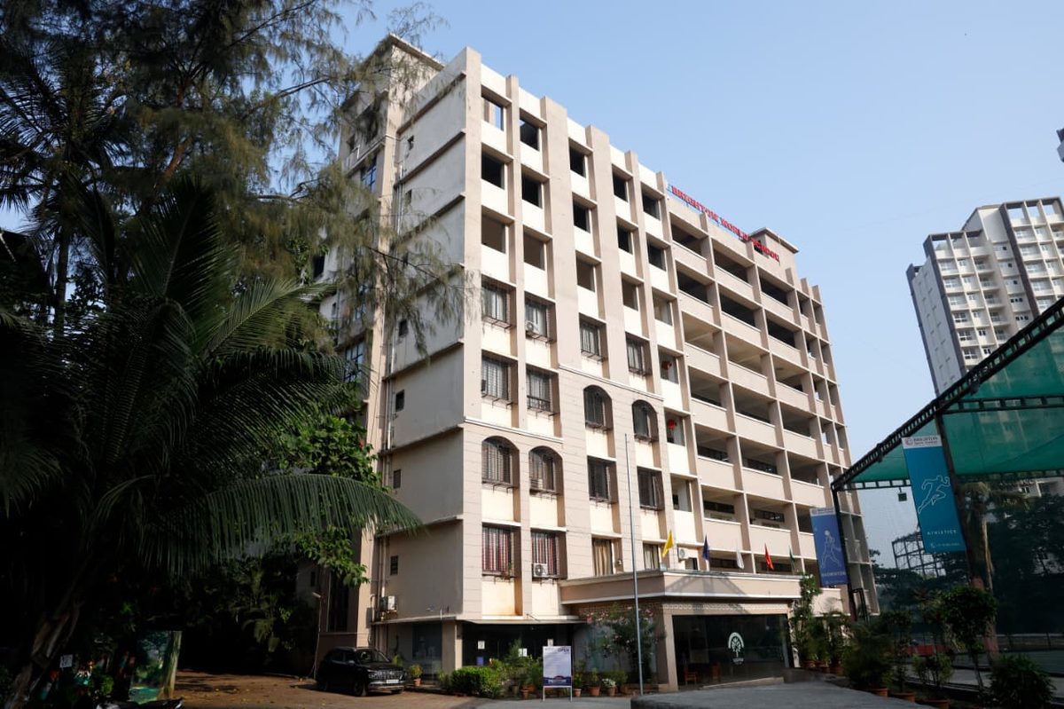 Brighton World School full campus view with green lawn, Kalyan West